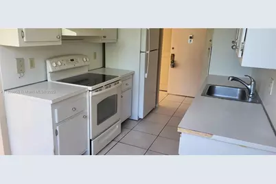 1300 NE Miami Gardens Dr #407E, Miami, FL 33179 - Photo 5