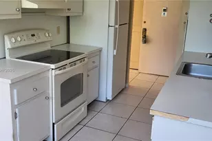 1300 NE Miami Gardens Dr, Miami, FL 33179 - Photo 5