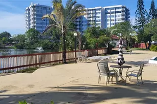 1300 NE Miami Gardens Dr, Miami, FL 33179 - Photo 35