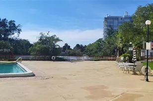 1300 NE Miami Gardens Dr, Miami, FL 33179 - Photo 33