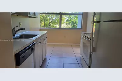 1300 NE Miami Gardens Dr #407E, Miami, FL 33179 - Photo 3