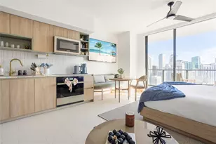 159 NE 6th St, Miami, FL 33132 - Photo 3