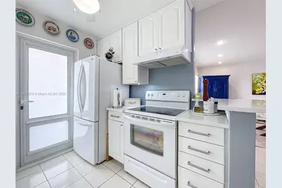 708 SE 7th Ave #14, Pompano Beach, FL 33060 - Photo 13