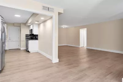 1904 S Ocean Dr #1004, Hallandale Beach, FL 33009 - Photo 13