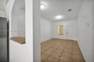 6900 NW 179th St, Hialeah, FL 33015 - Photo 5