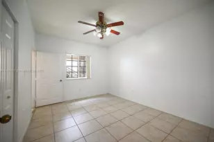 6900 NW 179th St, Hialeah, FL 33015 - Photo 15
