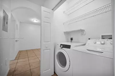 6900 NW 179th St #104-1, Hialeah, FL 33015 - Photo 23