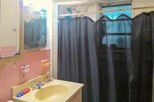 3015 NW 83rd St, Miami, FL 33147 - Photo 21