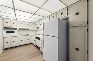 19380 Collins Ave, Sunny Isles Beach, FL 33160 - Photo 7