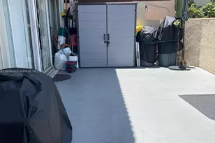 9999 NW 9th St Cir, Miami, FL 33172 - Photo 5