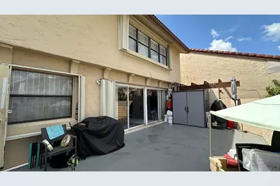 9999 NW 9th St Cir #1-11, Miami, FL 33172 - Photo 11