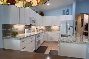 16306 SW 11th St, Pembroke Pines, FL 33027 - Photo 41