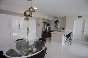 325 S Biscayne Blvd, Miami, FL 33131 - Photo 5