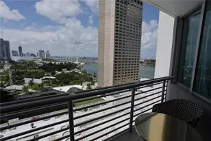 325 S Biscayne Blvd, Miami, FL 33131 - Photo 15