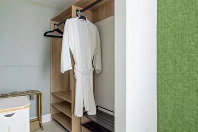 159 NE 6th St #3615, Miami, FL 33132 - Photo 49