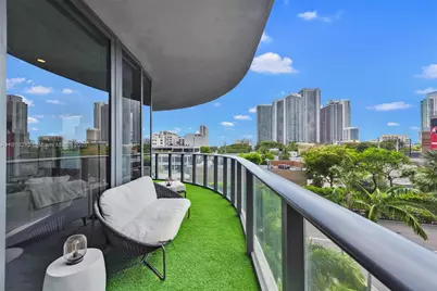 121 NE 34th St #L304, Miami, FL 33137 - Photo 31