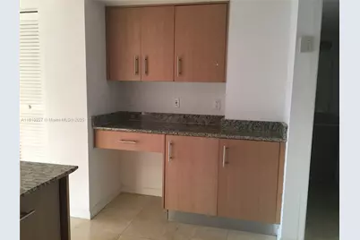 10275 Collins Ave #628, Bal Harbour, FL 33154 - Photo 9