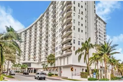 6039 Collins Ave #307, Miami Beach, FL 33140 - Photo 13