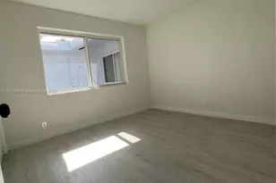 1831 NE 56th St, Fort Lauderdale, FL 33308 - Photo 9