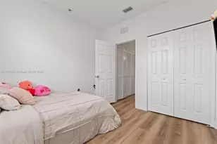 8116 NW 108th Pl, Doral, FL 33178 - Photo 29