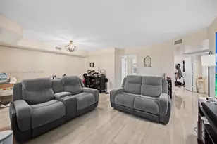 2649 SE 19th Ct, Homestead, FL 33035 - Photo 7