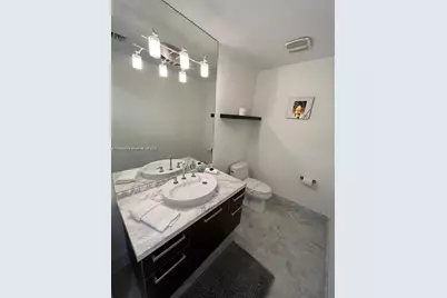 244 Biscayne Blvd #643, Miami, FL 33132 - Photo 11