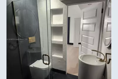 241 Palmetto Dr, Miami Springs, FL 33166 - Photo 7