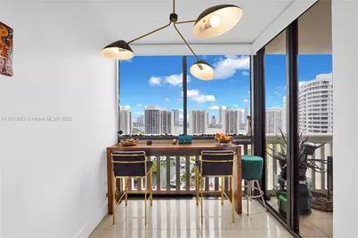1000 Island Blvd #2508, Aventura, FL 33160 - Photo 37