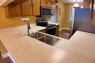 9577 W McNab Rd, Tamarac, FL 33321 - Photo 11