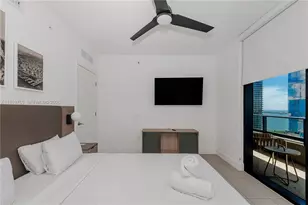 159 NE 6th St, Miami, FL 33132 - Photo 23
