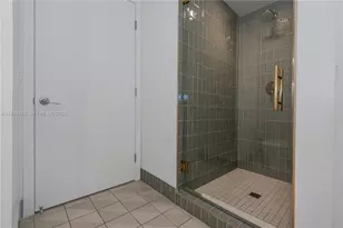 159 NE 6th St, Miami, FL 33132 - Photo 19