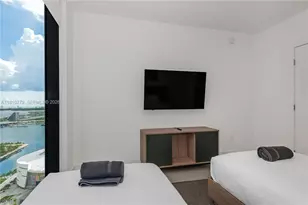 159 NE 6th St, Miami, FL 33132 - Photo 21