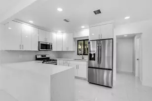 1010 NE 140th St, North Miami, FL 33161 - Photo 5