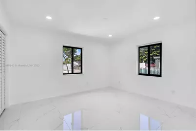 1010 NE 140th St, North Miami, FL 33161 - Photo 13