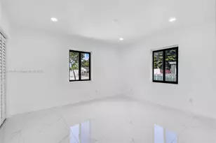 1010 NE 140th St, North Miami, FL 33161 - Photo 13