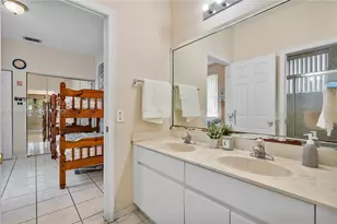 1357 Camellia Ln, Weston, FL 33326 - Photo 21
