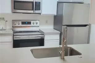 2425 NW 33rd St, Oakland Park, FL 33309 - Photo 11