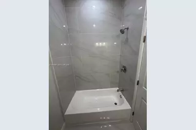 307 NW 28th Ave, Fort Lauderdale, FL 33311 - Photo 9