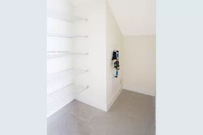 8167 NW 41st St #E-104, Doral, FL 33166 - Photo 23