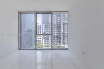 300 Biscayne Blvd Way #1704, Miami, FL 33131 - Photo 31