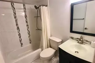 10026 Winding Lake Rd, Sunrise, FL 33351 - Photo 15