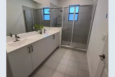 256 SW 159th Ter, Pembroke Pines, FL 33027 - Photo 15