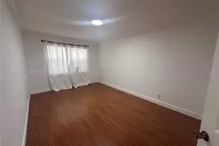 8290 Lake Dr, Doral, FL 33166 - Photo 13