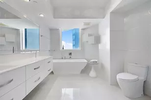 17201 Collins Ave, Sunny Isles Beach, FL 33160 - Photo 13