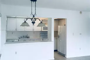 17600 NW 68th Ave, Hialeah, FL 33015 - Photo 3