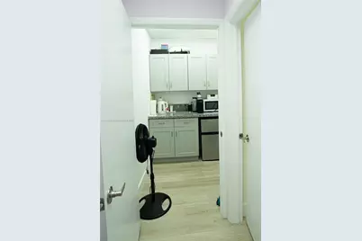 [Address not provided], Hallandale Beach, FL 33009 - Photo 17