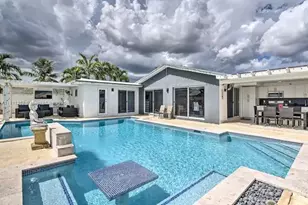 8031 W 14th Ct, Hialeah, FL 33014 - Photo 1