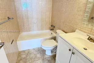 3660 NE 166th St, North Miami Beach, FL 33160 - Photo 9