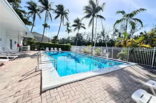 3660 NE 166th St, North Miami Beach, FL 33160 - Photo 19