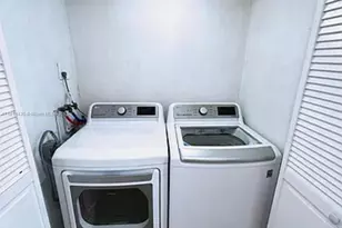 1237 NW 33rd Ave, Miami, FL 33125 - Photo 11